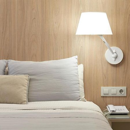 Hotel Omnium Барселона Екстериор снимка
