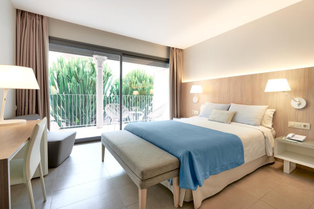 Hotel Omnium Барселона Екстериор снимка