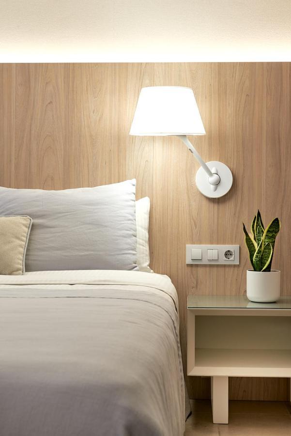 Hotel Omnium Барселона Екстериор снимка